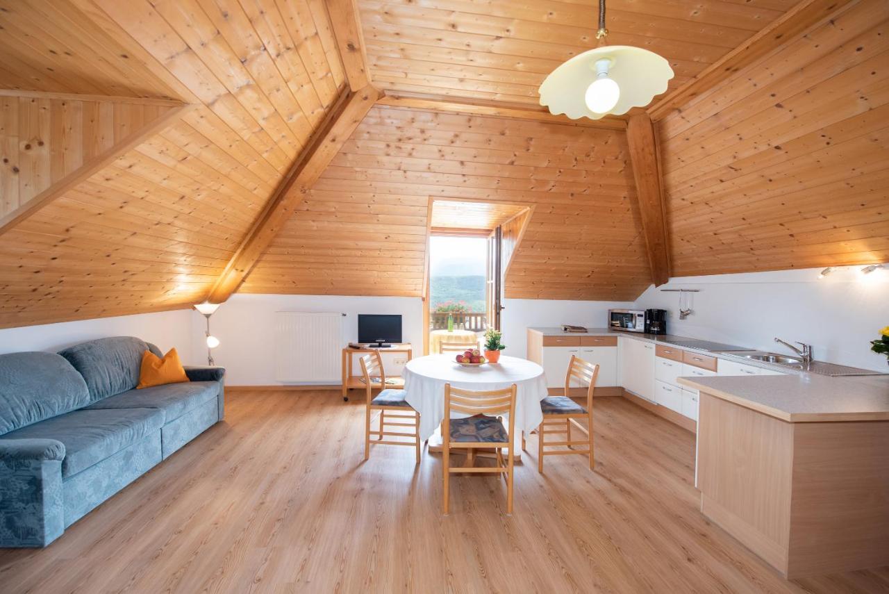 Apartments Herrnhofer Caldaro Eksteriør bilde