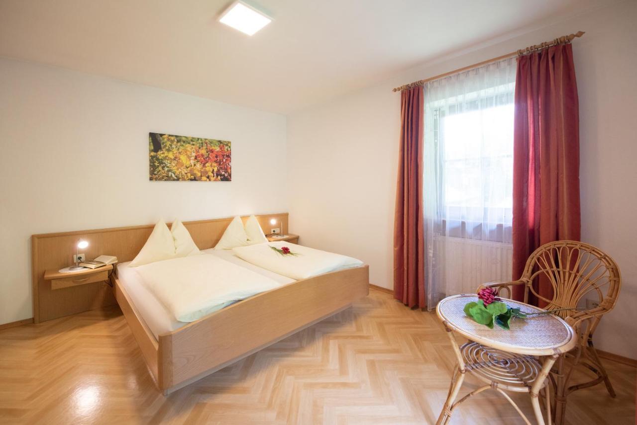 Apartments Herrnhofer Caldaro Eksteriør bilde